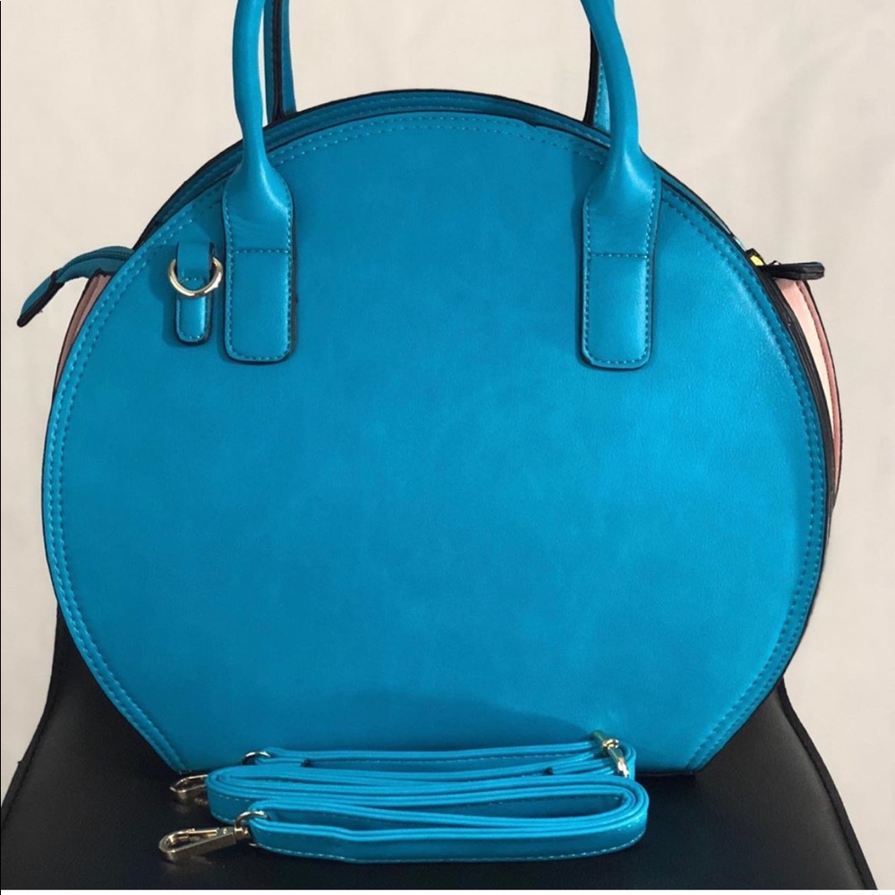 Blue handbag with side colors also Vegan
